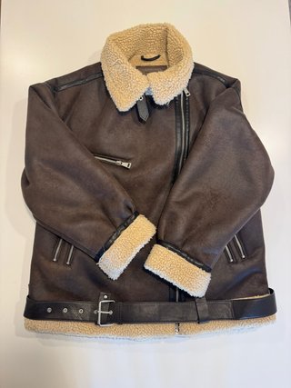 Chaqueta Zara Marrón de Piel Sintética