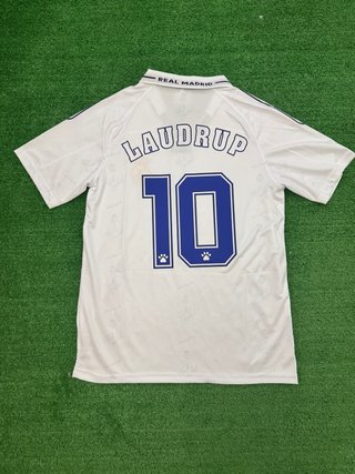 [PRECIO FIJO] Real Madrid - Laudrup 10 - Talla M