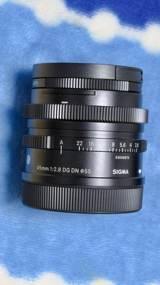 Sigma 45mm †/2.8 DG DN Contemporary