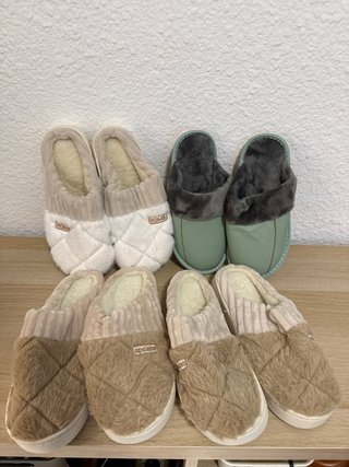 Zapatillas de casa nuevas y calentitas