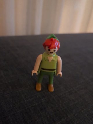 Reservado soledad. Figura Playmobil Peter Pan