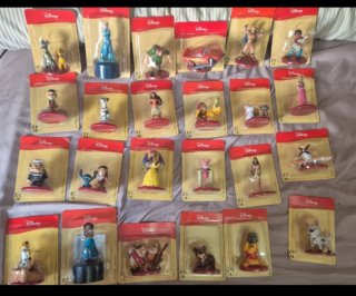 Figuras con libro