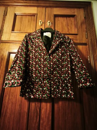 Chaqueta de entretiempo estampada