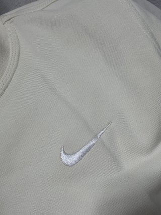 Sudadera Nike Beige