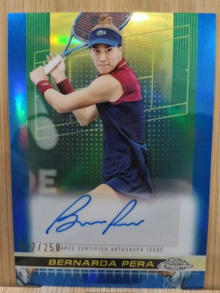 Cromo Autografiado Bernarda Pera Topps Chrome 2024