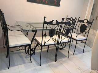 Conjunto Mesa de Cristal y 6 Sillas