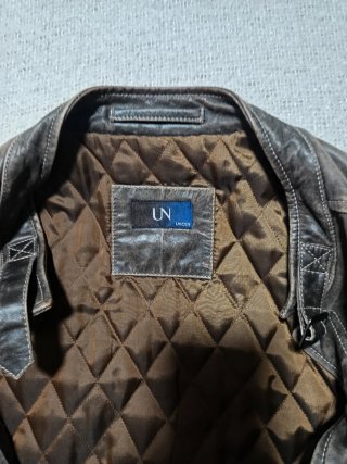 Chaquetón de piel tres cuartos Unicen