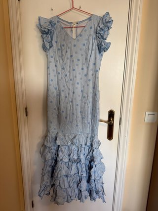Traje de flamenca celeste