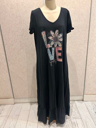 Vestido largo negro con estampado