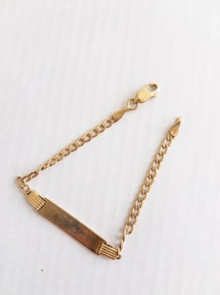 Pulsera de Oro con Placa