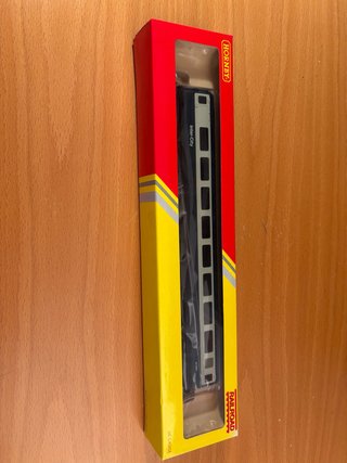 Vagón Hornby R4622 BR InterCity Mk2E