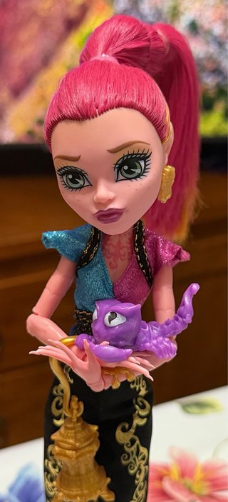 Bambola Monster High Gigi Grant