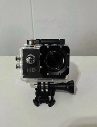 Cámara Deportiva HD 1080P con funda subacuática.