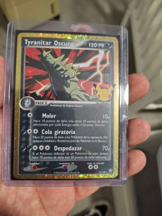 Carta Pokémon Tyranitar Oscuro