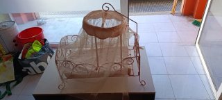 Cuna para muñecos con dosel