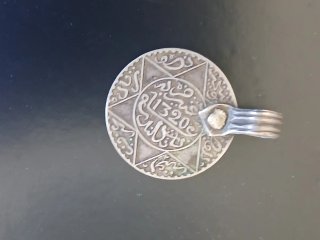 Moneda Colgante Antigua de Plata Marruecos