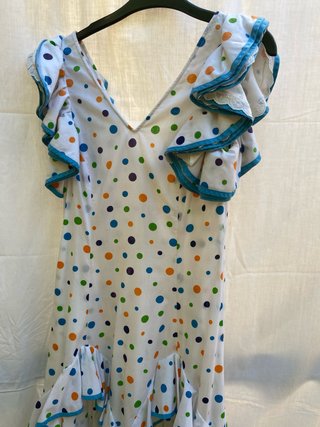 Traje de flamenca blanco con lunares