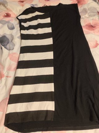 Vestido Corto Asimétrico Bye Talla 46