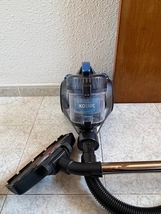 Aspiradora sin bolsa KOENIC