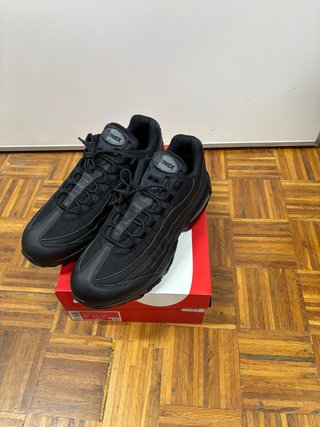 Nike Air Max 95 Negras Talla 44,5