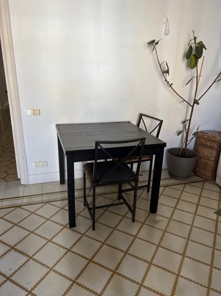 URGE!! Mesa Plegable con 4 Sillas