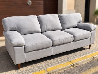 Sofá 3 plazas JYSK gris