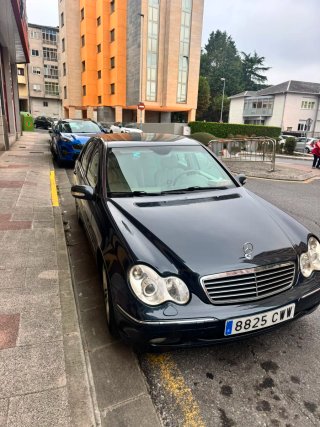 Mercedes-Benz Clase C 2004