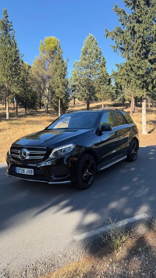 MERCEDES-BENZ GLE 350d 4MATIC FULL EQUIP