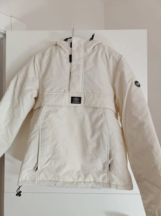 Chaqueta Deportiva Pull&Bear Blanca