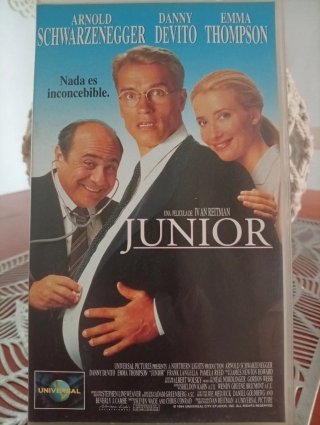 VHS Junior (Arnold Schwarzenegger)