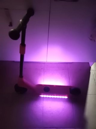 Patinete Infantil con Luces LED