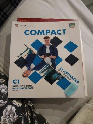 Libro inglés Compact Cambrige C1