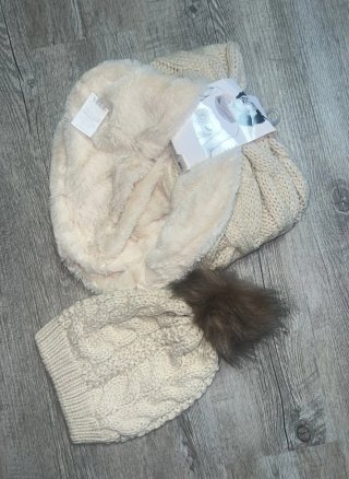 Set de Gorro y Bufanda Beige