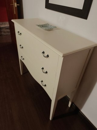 Cómoda 3 cajones estilo clásico (95cm)