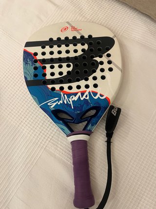 Pala de Pádel Bullpadel Ionic con garantia