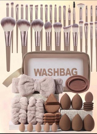 Set de Brochas y Accesorios de Maquillaje