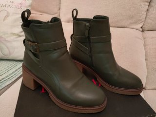 Botines piel . Verde oscuro. T37