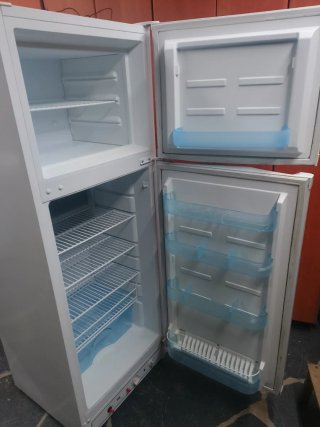 Frigorífico de Butano butsir elegance 275