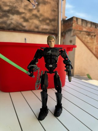 Figura articulada Luke Skywalker Star Wars de LEGO