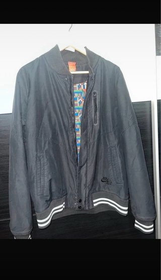 Chaqueta Nike Negra