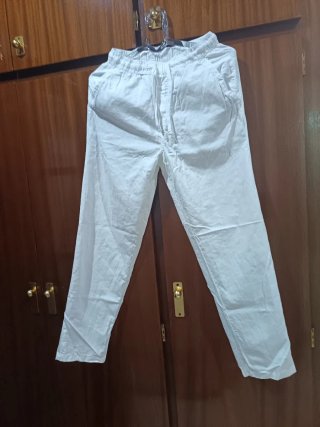 Pantalón largo de lino blanco Zara