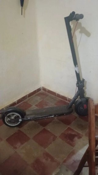 Patinete Eléctrico Negro