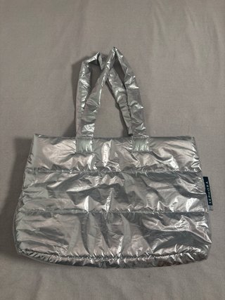 Bolsa Acolchada Plateada Sephora