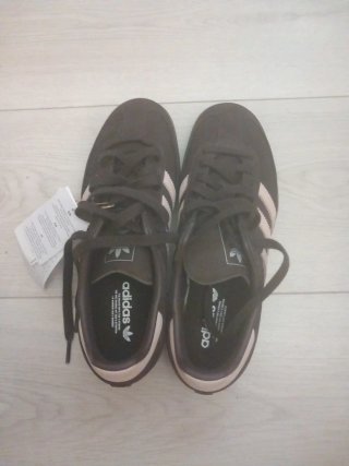 Zapatillas Adidas Marrone y rosa