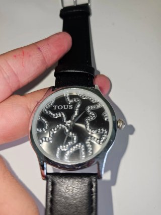 Reloj Tous Negro y Plateado