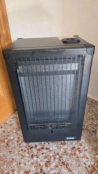 Estufa a gas negra