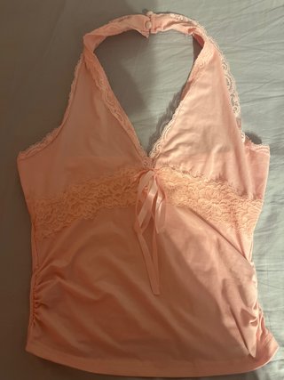 Top Rosa con Detalle de Encaje