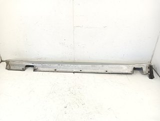 Faldon lateral BMW 5 Berlina (E60) 2,2 Ltr. - 125