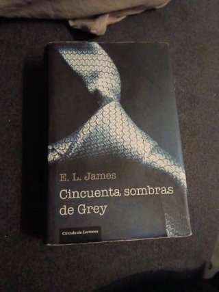 Vendo libros 50 sombras de grey
