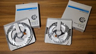 2 Discos de Freno Shimano XT RT-CL900
